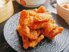 新式锅包肉-红东阁东北菜烤肉酒馆(CROSS万象汇店)
