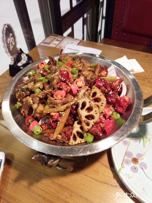 新白鹿餐厅(百联中环店)石锅牛蛙图片