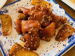 脆皮糯香猪手-先记烧鹅王·本地粤菜(福永店)