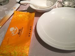 -品悦酒店(三林古镇店)