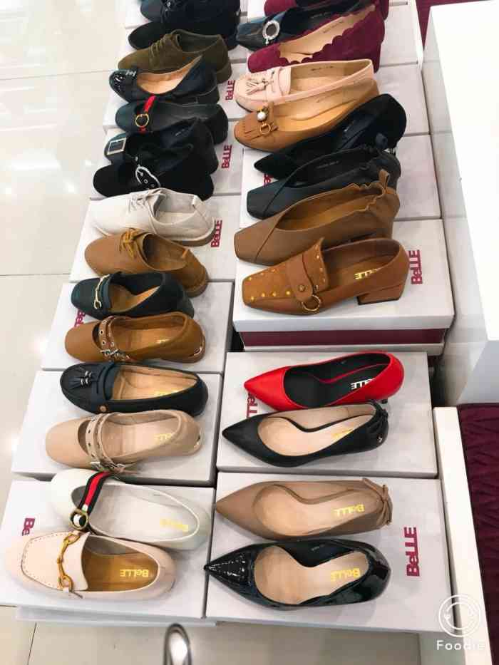 虹口龙之梦的百丽折扣很划算,鞋子样式也挺多的