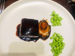 鲍鱼红烧肉-杭州西子湖四季酒店·金沙厅