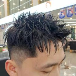 -水灵珑美容造型中心