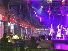 -喜鹊音乐酒馆(西街店)