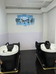 -V7 HAIR SALON