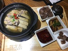 -四方桌·福建客家土菜(沙县步行街店)