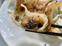 虾仁锅贴-劈柴院锅贴(沈阳路店)