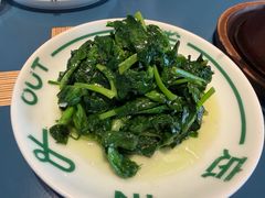 清炒豌豆荚-一坐一忘云南菜(嘉里中心店)