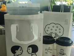 -喜茶(北京华贸购物中心店)