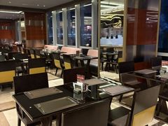 -大中华希尔顿酒店-念自助餐·嗨啤·小龙虾