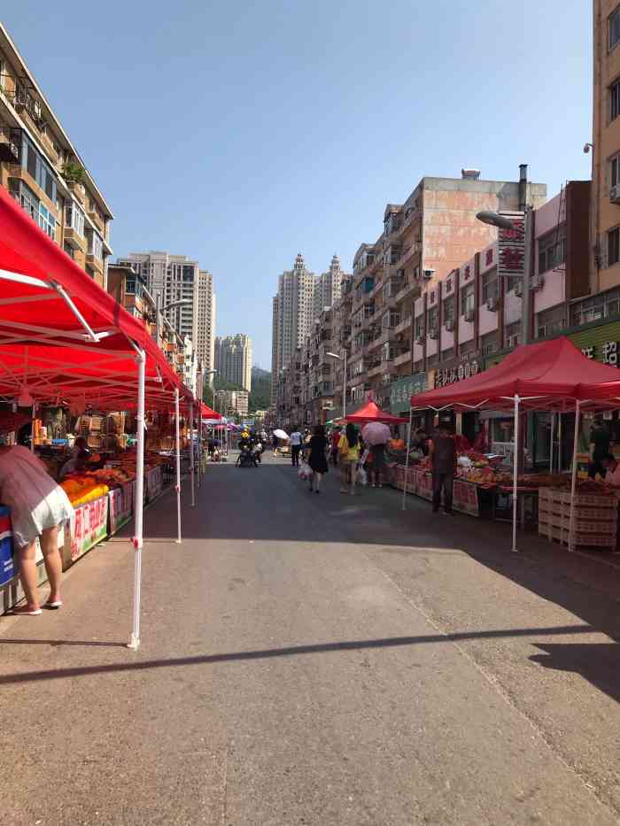 太原街观光夜市-"说起这家炸串实在太经典了记得小时候上学.