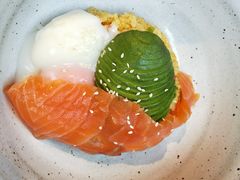 烟熏三文鱼牛油果饭-三秋舍·梦幻岛(小西路店)