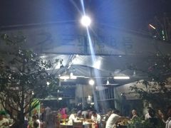 -亚龙湾8号(丁村万人海鲜广场店)