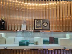 -沐渔二手奢侈品黄金手表包包回收·中古店(广州塔店)