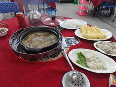 -花苑美食横琴生蚝火锅(拱北粤华路店)