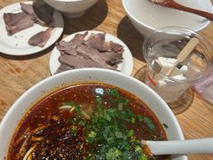 -嘻小北·兰州清汤牛肉面(太平洋森活天地店)