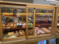 -小飞象面包公社(珠江路金鹰店)