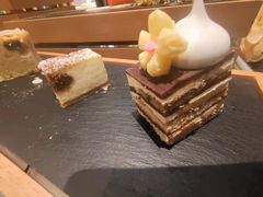 -飨食汇全日制餐厅·昆山皇冠假日酒店(九方店)