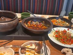 -云海肴·汽锅鸡·云南菜(天山百盛优客店)