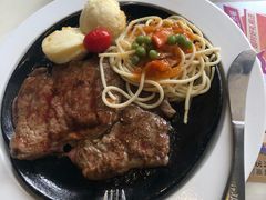 -豪客来牛排(中央花苑店)