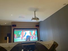 -金色印象·4K影院式足体养生(杨家坪西郊店)