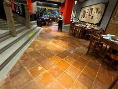 -龙悦湾酒家·八阵鱼生·渔人码头店
