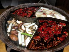 -白乐天毛肚火锅馆(南滨路店)