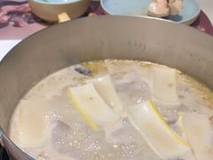 -洪氏嗨捞·猪肚鸡火锅(阳光天地店)