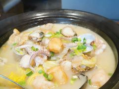 -五谷丰登农家院·地道胶东菜·海鲜烧烤(威海店)