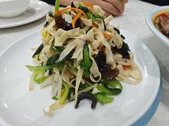 -龙泽园私房菜·地道南京味 ·招牌大鱼头(油坊桥店)