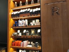 -星巴克臻选(广州白云万达1层店)