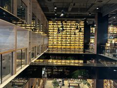 -半山书局(新世纪商城店)