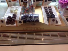 面包甜点陈列柜-GODIVA(印象城店)