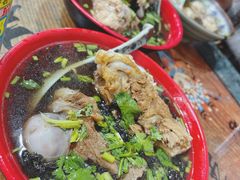 -老谢野馄饨(延安路店)