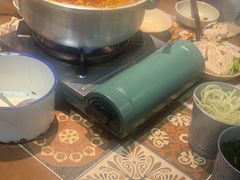 -顶上头•螺蛳粉火锅(德思勤复地星光店)