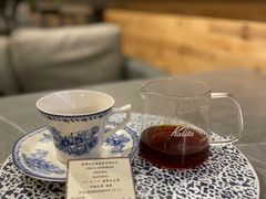 -LEO CAFE
