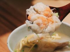 鱼籽鲜虾小馄饨-陈家生煎(世茂双子塔店)