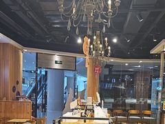 -藏猫猫咖啡主题馆(中央大道店)