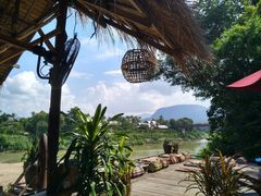 -乌托邦酒吧和餐厅