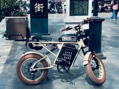 -树下咖啡(昆明老街店)