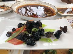 -悦哉·派对·草坪婚礼·围炉煮茶(三圣乡店)