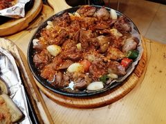 -老东镇啤酒屋海鲜加工·蒸汽海鲜·海鲜烧烤(台东店)