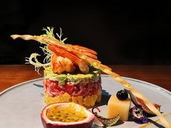 牛油果鲜虾塔塔-巴别塔法餐舍(合作路店)