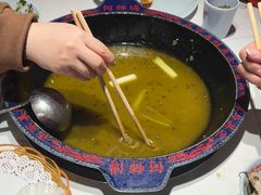 -何师傅美蛙鱼头(汉街店)