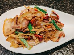 -云海肴云南菜(浦江欢乐颂店)