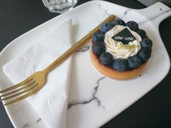 -UNI UNI(环亚凯瑟琳店)