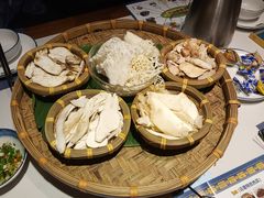 -菌彩云南野生菌火锅(呈贡七彩云南第壹城店)