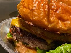-三勾JJJ Burger&Coffee(梅溪湖店)