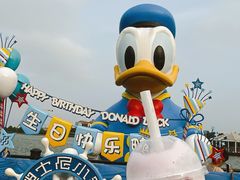 -喜茶(迪士尼小镇·平行宇宙店)