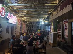 等位区-肥龙火锅(南坪店)